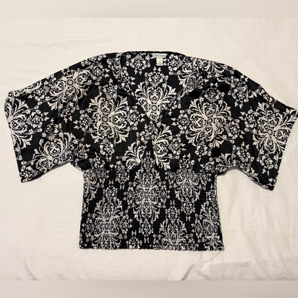 White House Black Market Floral Black and White Blouse XL